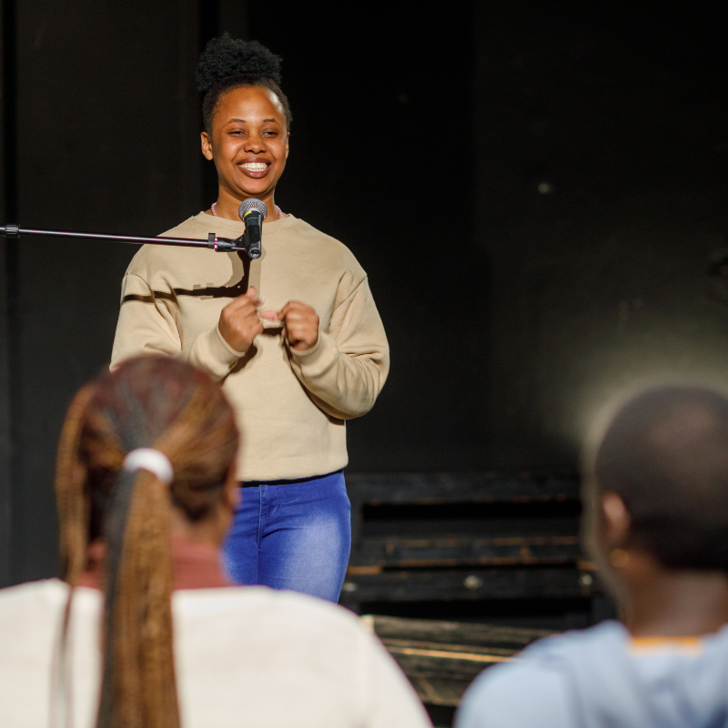 Comedian : Learn, Laugh, & Create Comedy Magic!